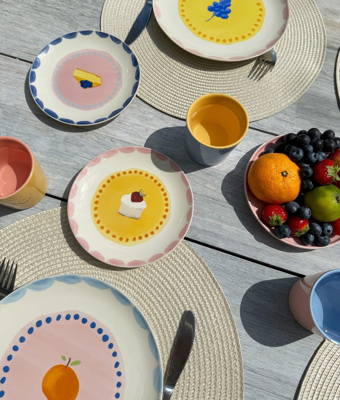 And Nook Sweet Pastry bordenset 4 delig vrolijk gekleurde gebaksbordjes