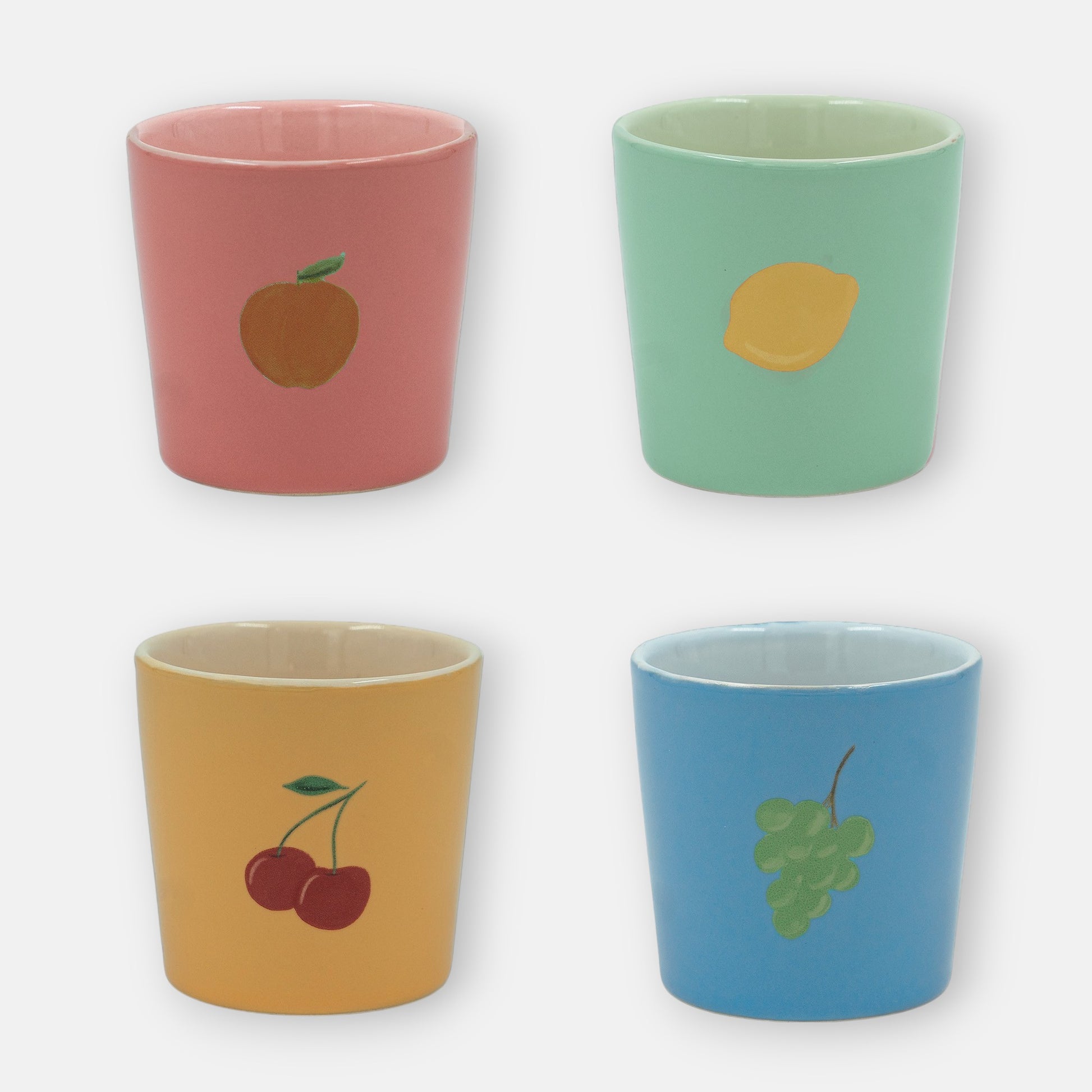 And Nook Fruitful mokkenset kleurrijk 4 delig verschillende kleuren met fruitopdruk 180 ml