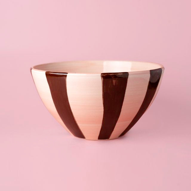Grote handgedecoreerde kom Chocolat | 21 cm | Roze / Bruin