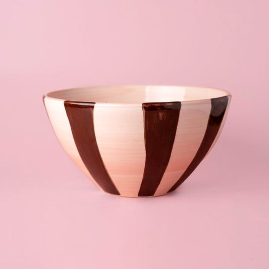 Grote handgedecoreerde kom Chocolat | 21 cm | Roze / Bruin