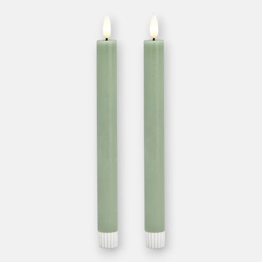 Set van twee ledkaarsen met flakkerend licht in de kleur salie groen